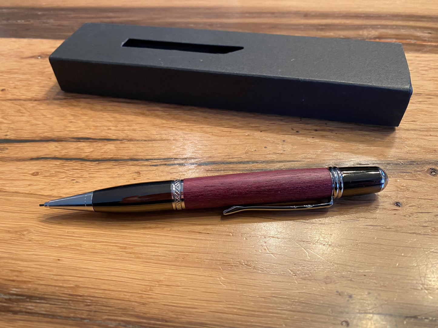 Handgedrechselter Drehbleistift