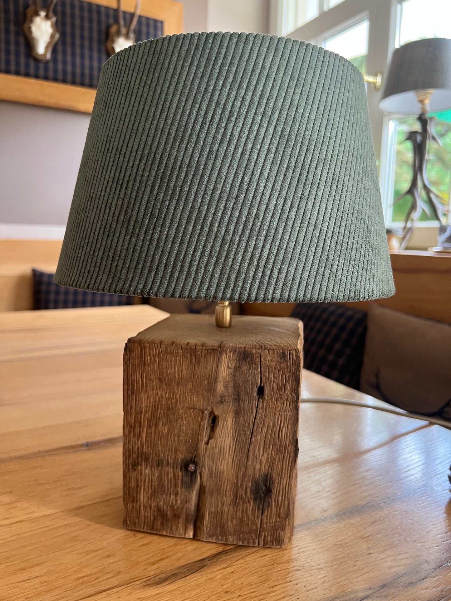 Lampe aus Altholz