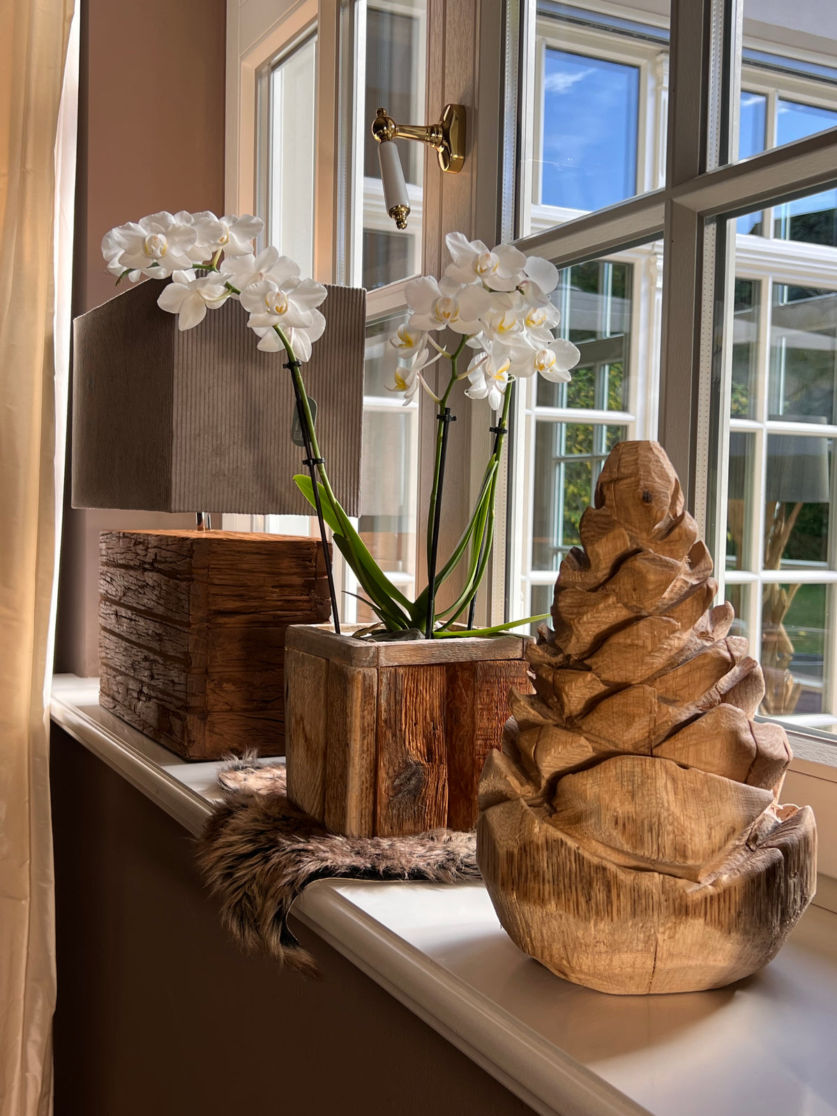 Tannenzapfen aus Holz riesig