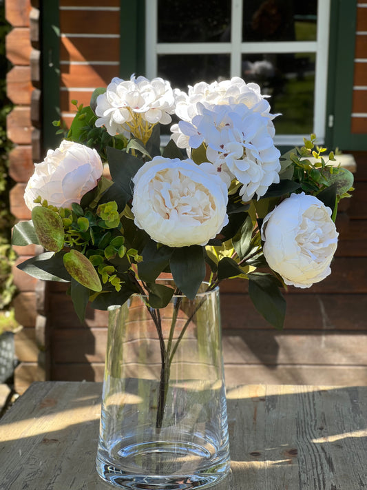 Blumenstrauß weißer Sommertraum
