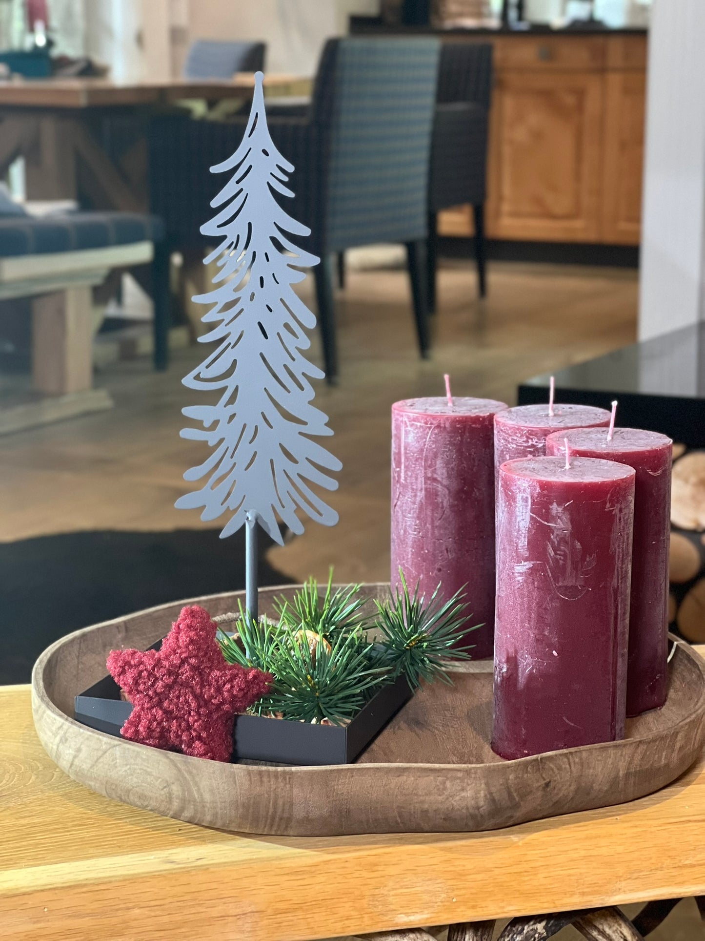 Tannenbaum mit Teller