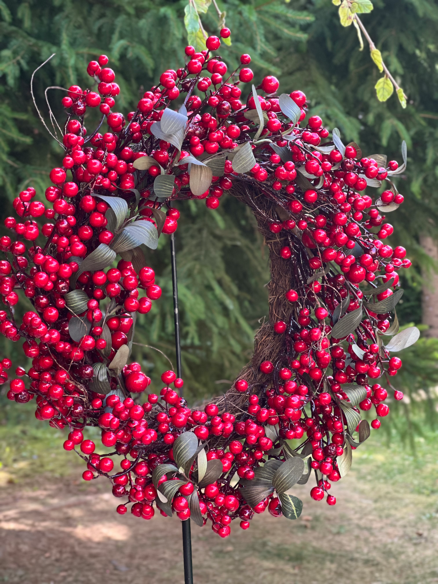 Kranz aus roten Beeren