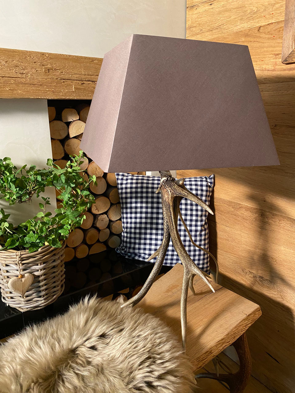 Tischlampe aus Geweihstangen