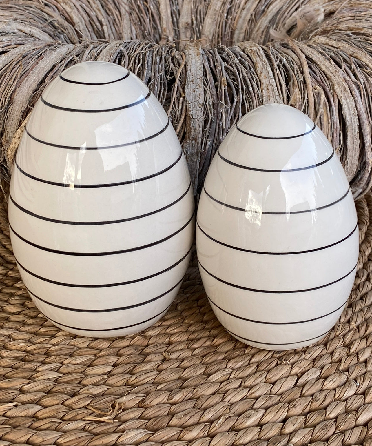 Porzellan-Ei gestreift