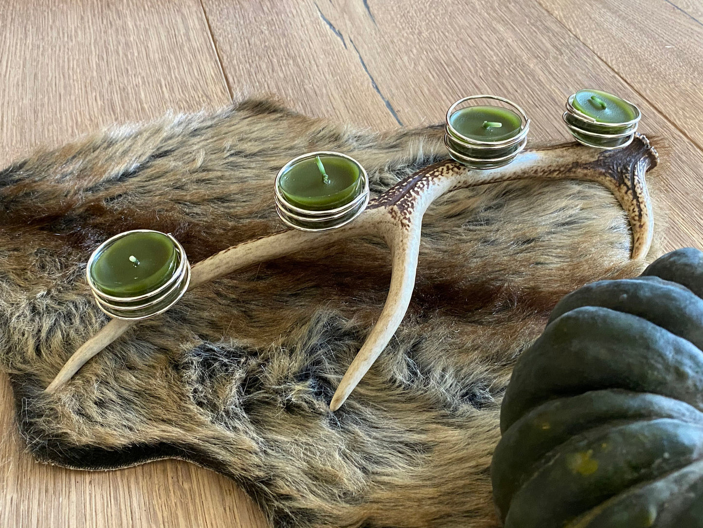 Kerzenständer aus einer Geweihstange