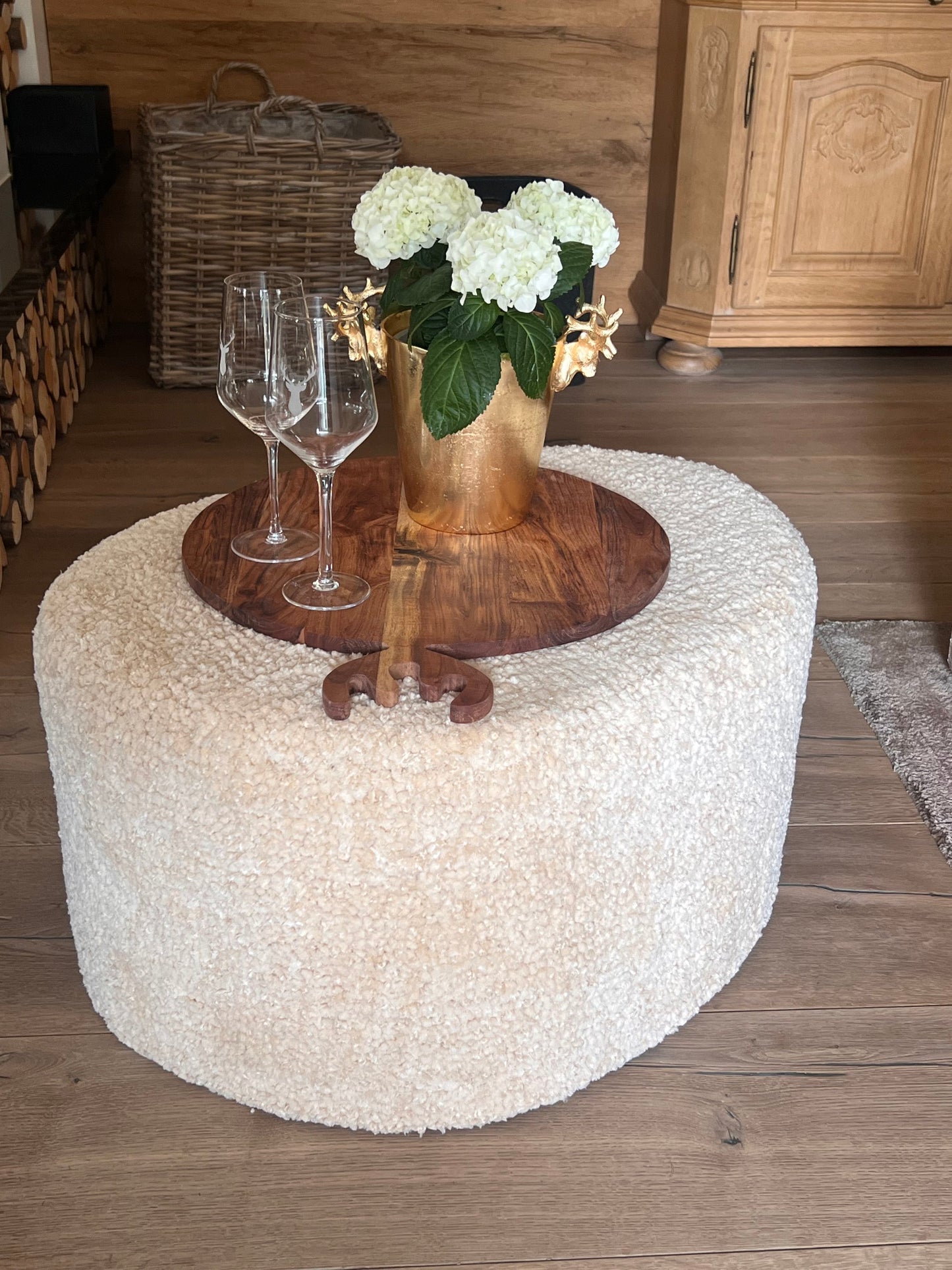 Hocker Beige