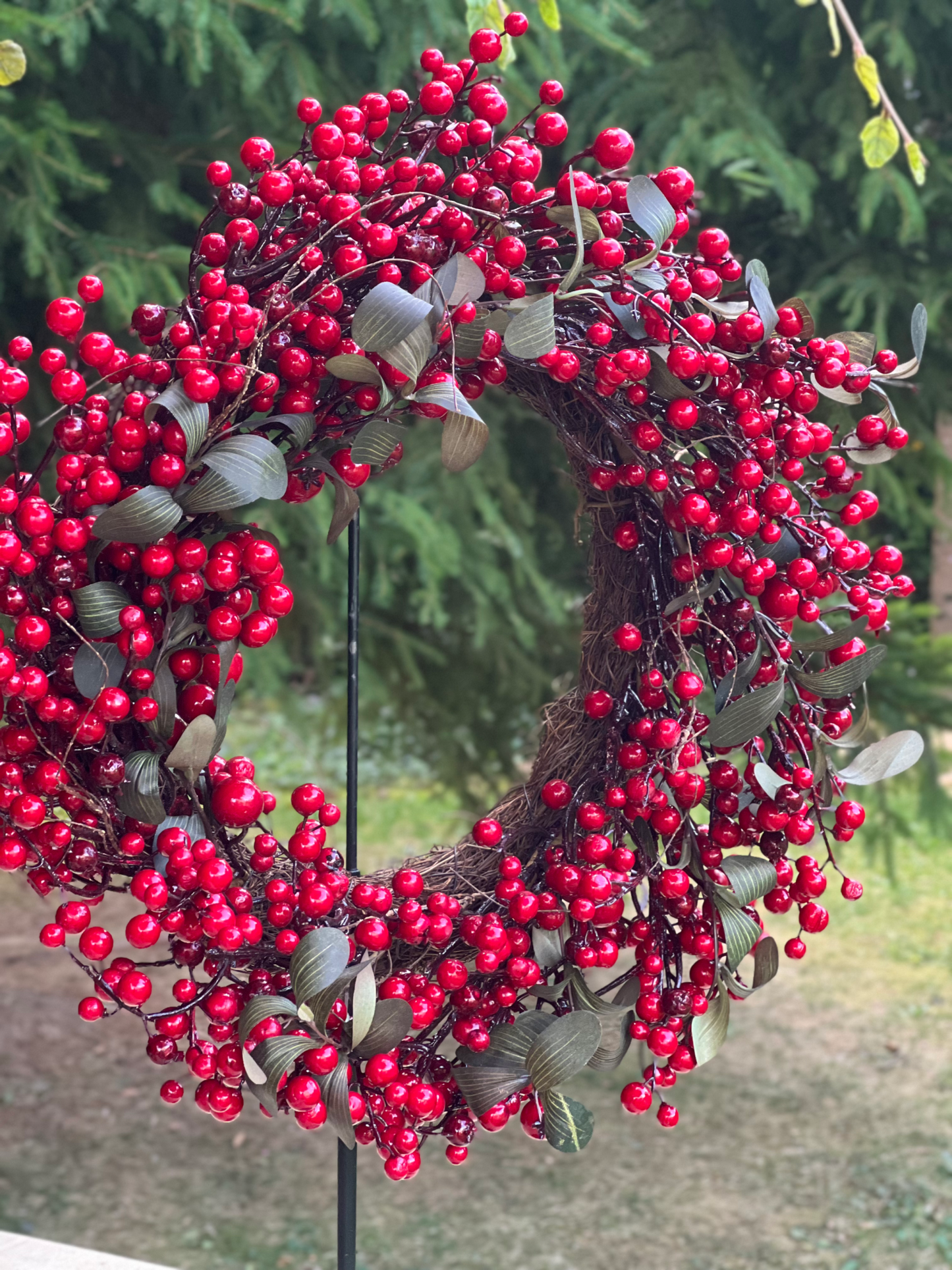Kranz aus roten Beeren