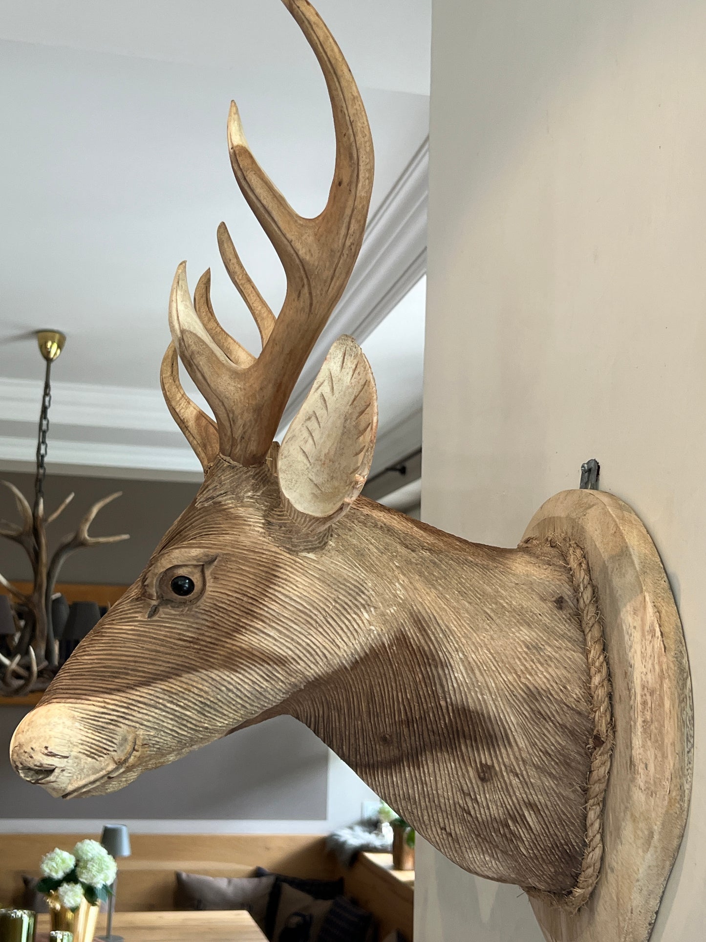 Hirschkopf aus Holz Mittel