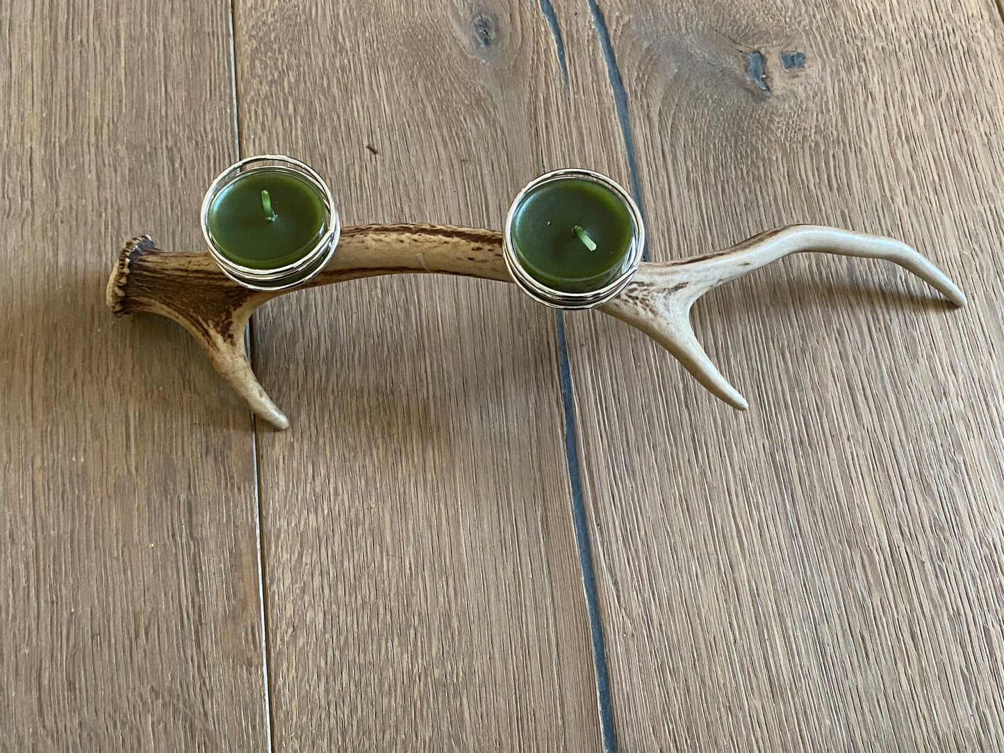 Kerzenständer aus einer Geweihstange