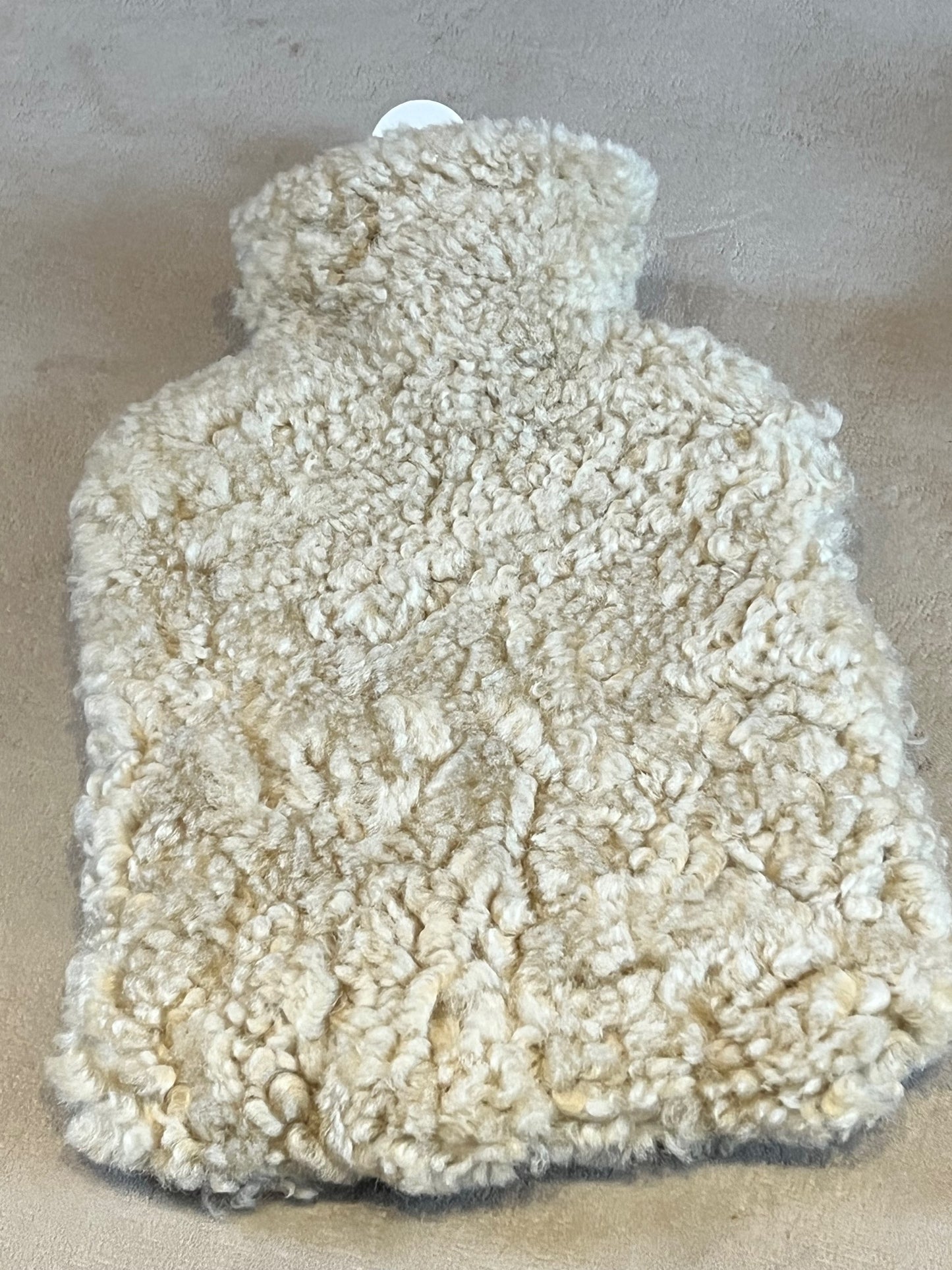 Wärmflasche aus Lammfell