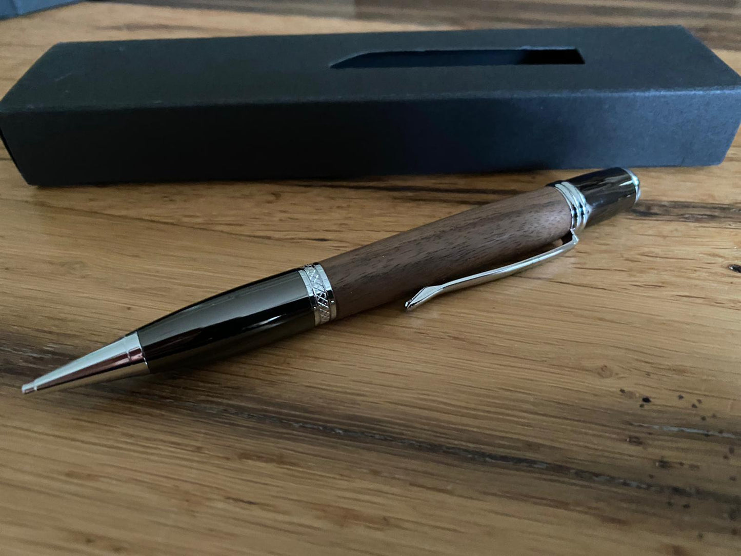 Handgedrechselter Drehbleistift