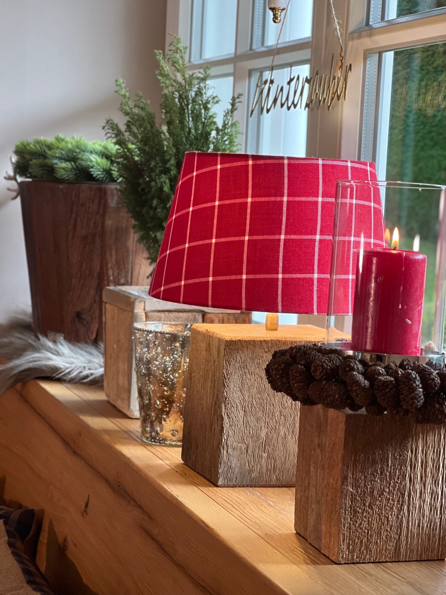 Lampe aus Altholz