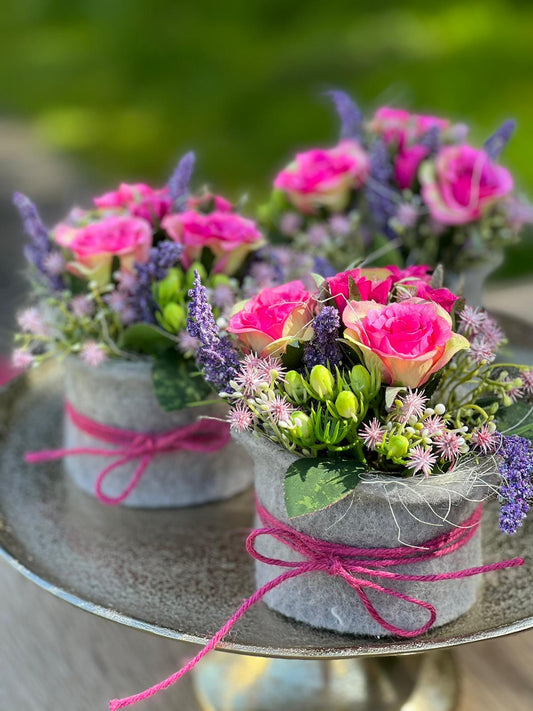 Blumentörtchen mit Moosrosen